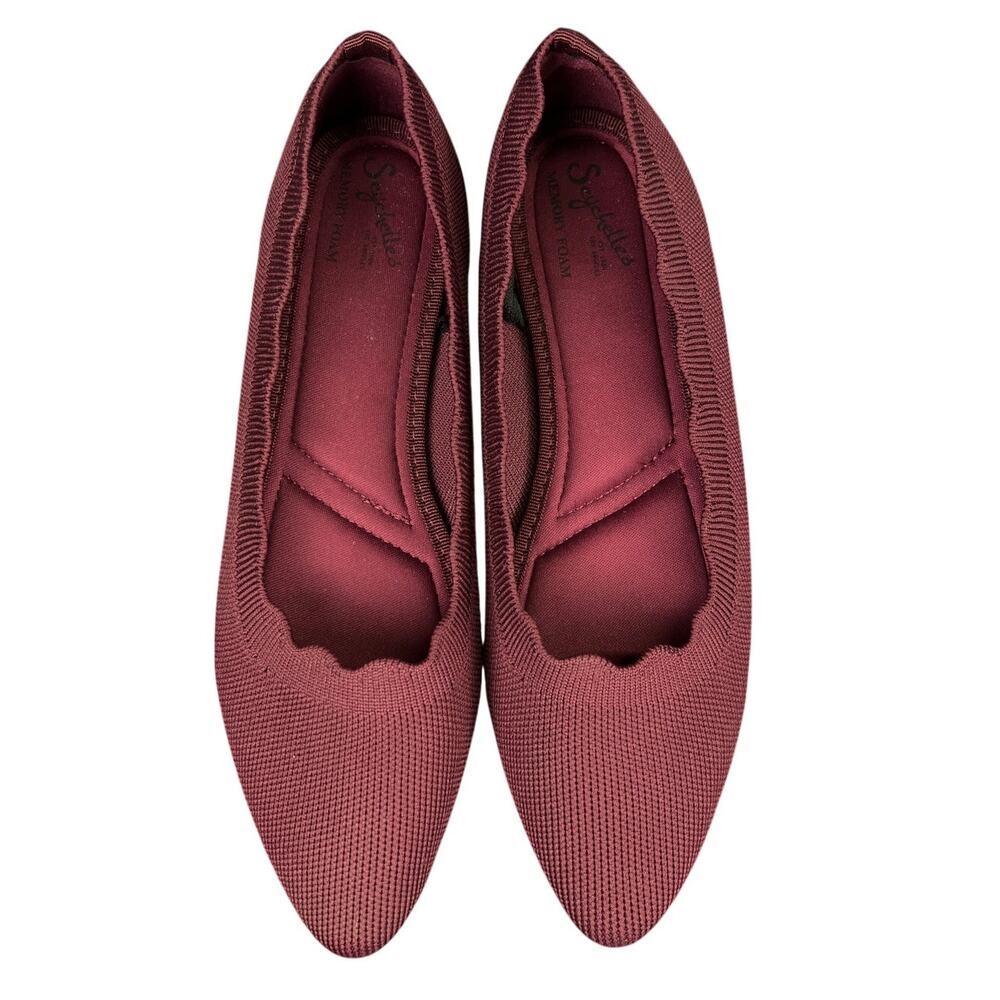 NWOT Seychelles Memory Foam Berry Flats Size 10